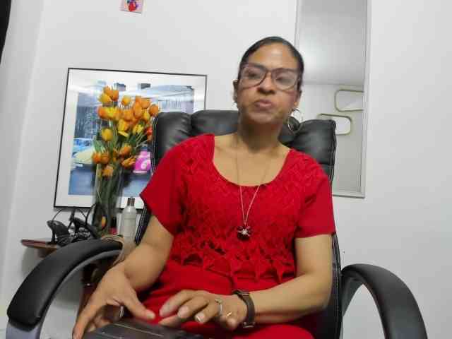 Aries-Mature webcam