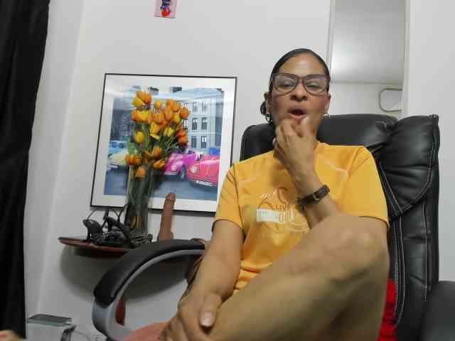 Aries-Mature webcam