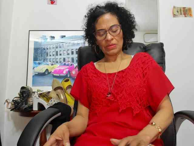 Aries-Mature Live Webcam on BongaCams