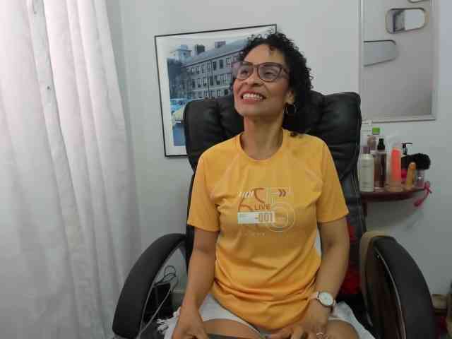 Aries-Mature webcam