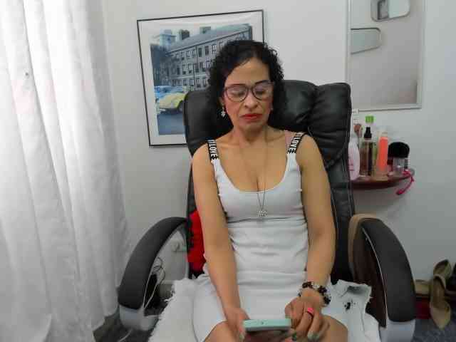 Aries-Mature webcam