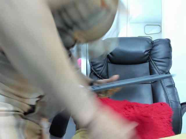 Aries-Mature webcam