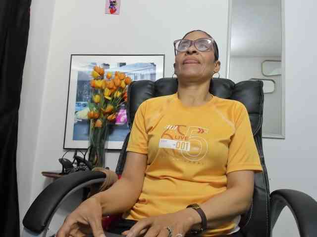 Aries-Mature webcam