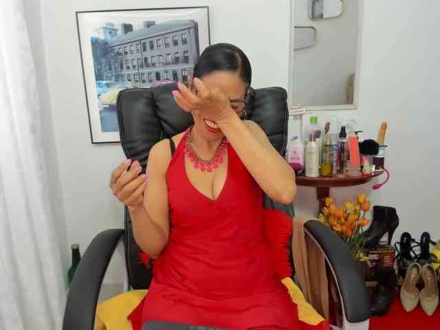Aries-Mature webcam