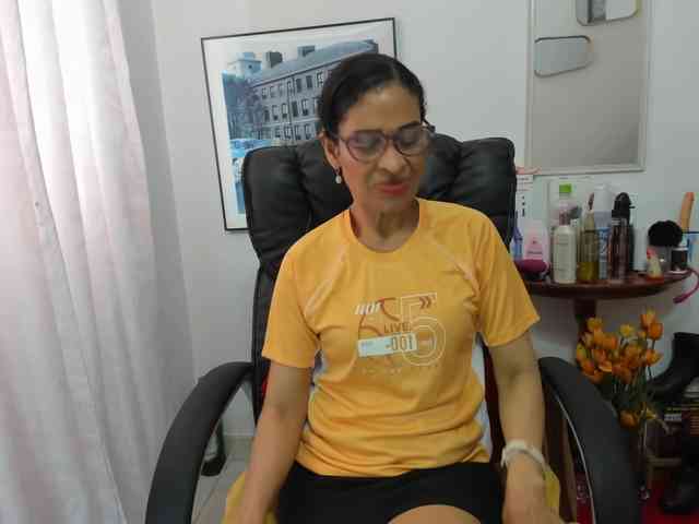 Aries-Mature webcam