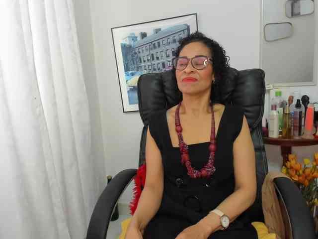 Aries-Mature webcam