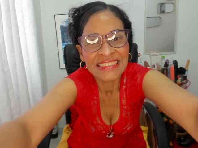 Aries-Mature webcam