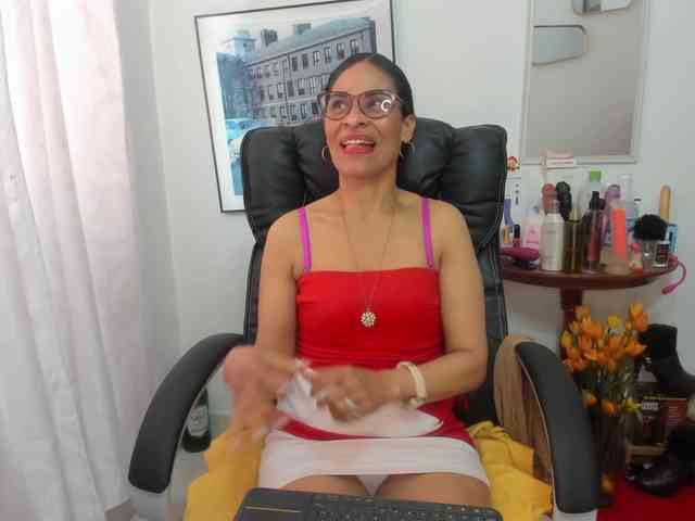Aries-Mature webcam