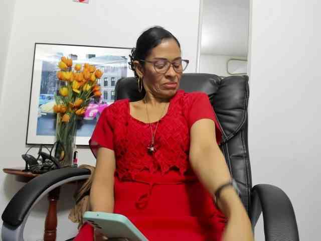 Aries-Mature webcam
