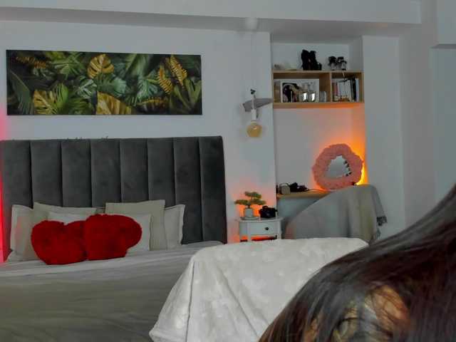 fancy-t33n's BongaCams show and profile