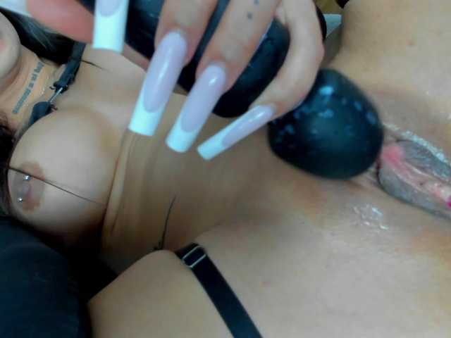 Sex chat gratuit in direct cu Fancy-t33n pe BongaCams