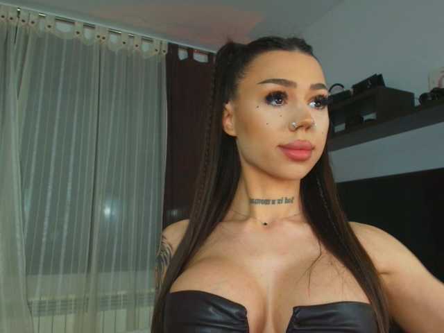 fancy-t33n's BongaCams show and profile