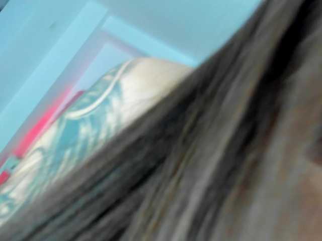 Sex chat gratuit in direct cu Fancy-t33n pe BongaCams