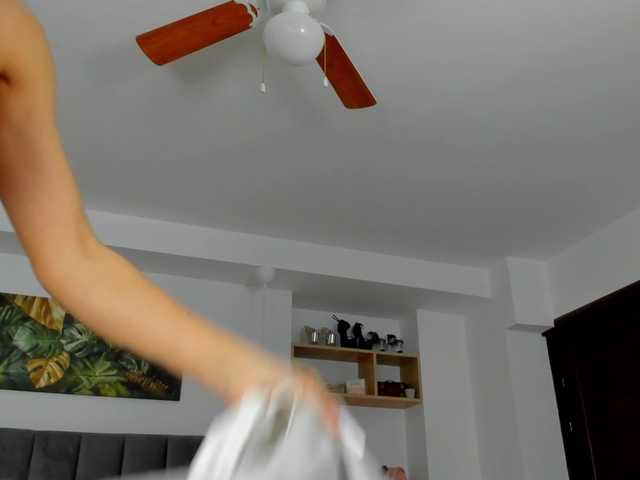 Sex chat gratuit in direct cu Fancy-t33n pe BongaCams