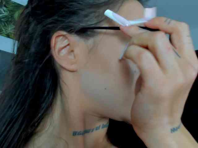 Fancy-t33n Live Webcam on BongaCams