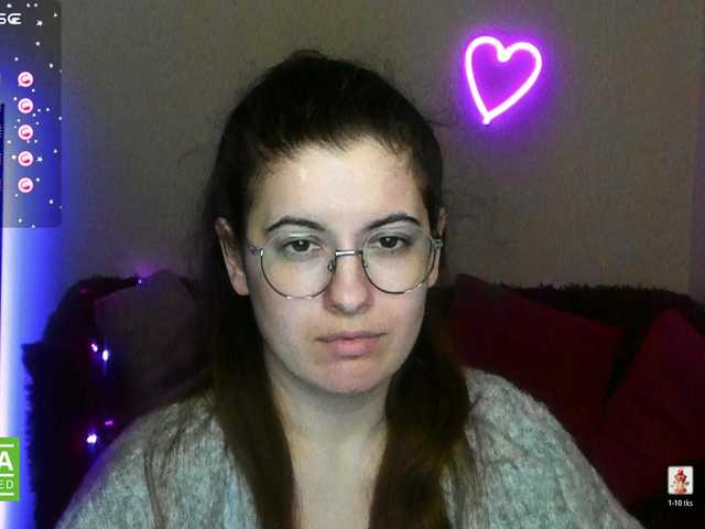 AminaBeatris13 webcam