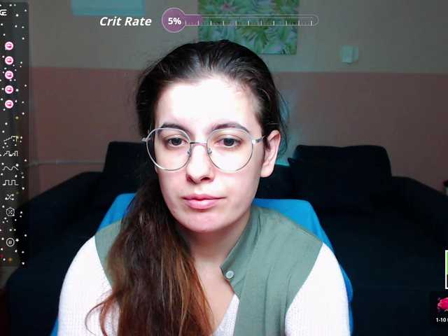 AminaBeatris13 webcam