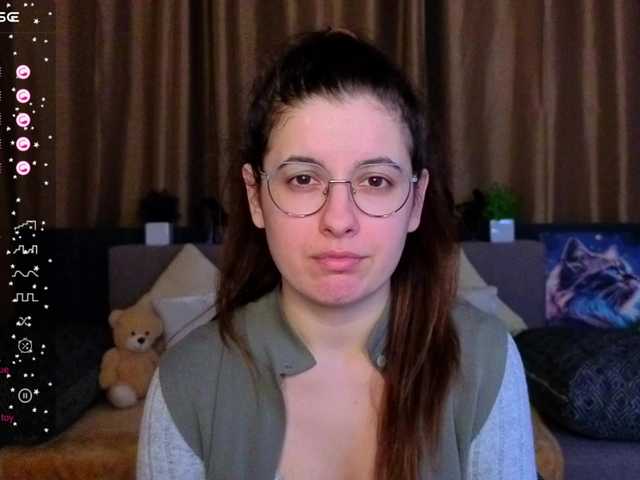 AminaBeatris13 webcam