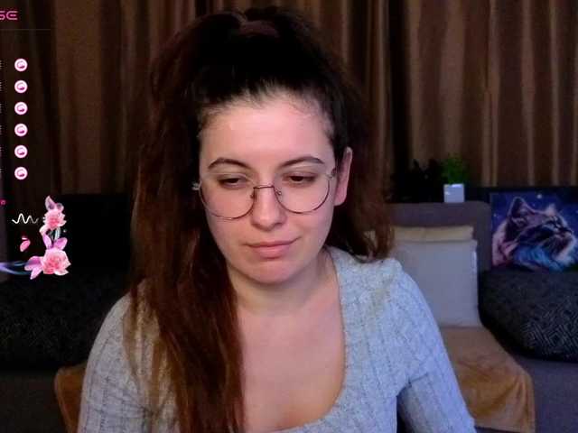 AminaBeatris13's BongaCams show and profile