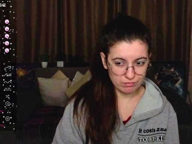 AminaBeatris13's BongaCams show and profile