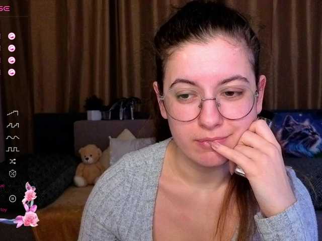 AminaBeatris13's BongaCams show and profile