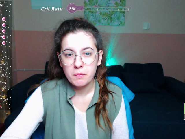 AminaBeatris13 webcam