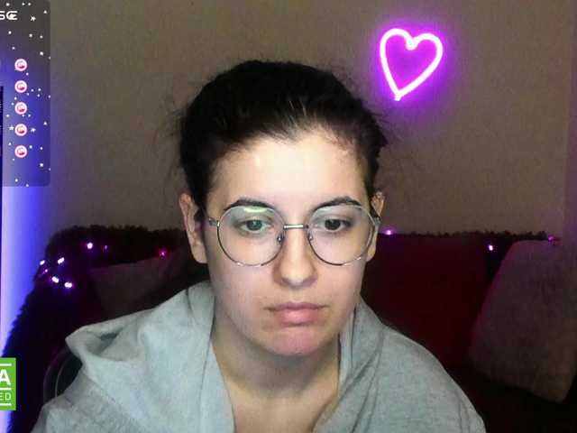 AminaBeatris13's BongaCams show and profile