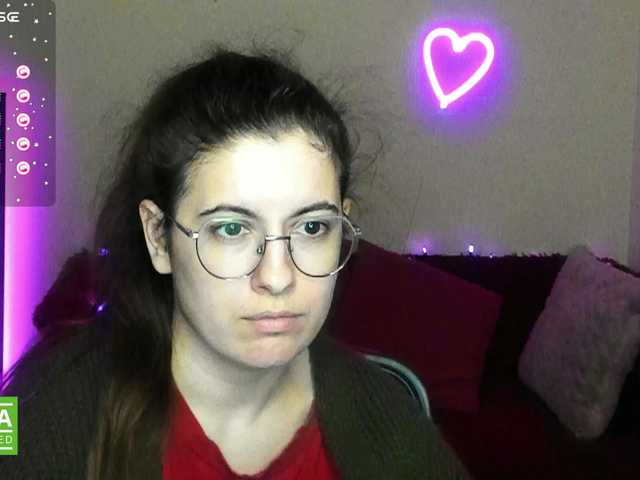 AminaBeatris13's BongaCams show and profile