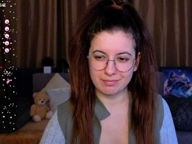 AminaBeatris13's BongaCams show and profile