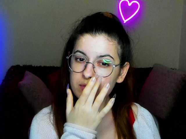 AminaBeatris13's BongaCams show and profile