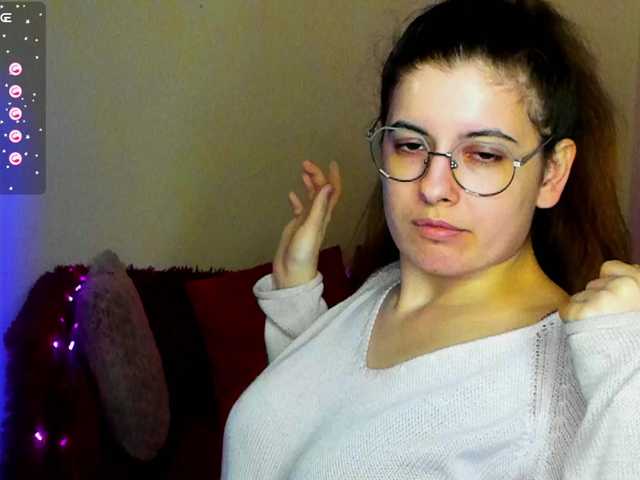AminaBeatris13's BongaCams show and profile