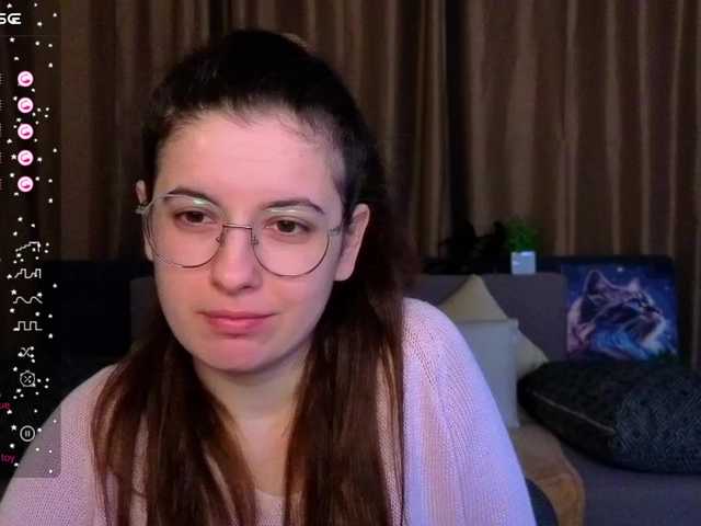 AminaBeatris13's BongaCams show and profile
