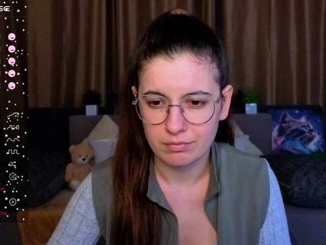 AminaBeatris13's BongaCams show and profile