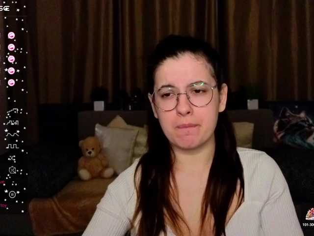 AminaBeatris13's BongaCams show and profile