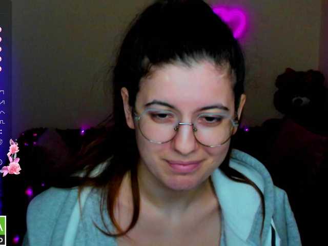 AminaBeatris13's BongaCams show and profile