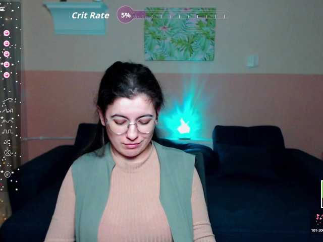 AminaBeatris13 webcam