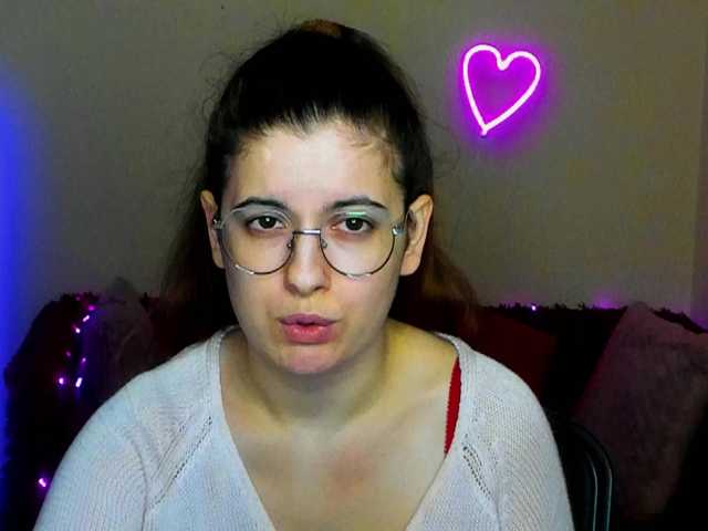 AminaBeatris13's BongaCams show and profile