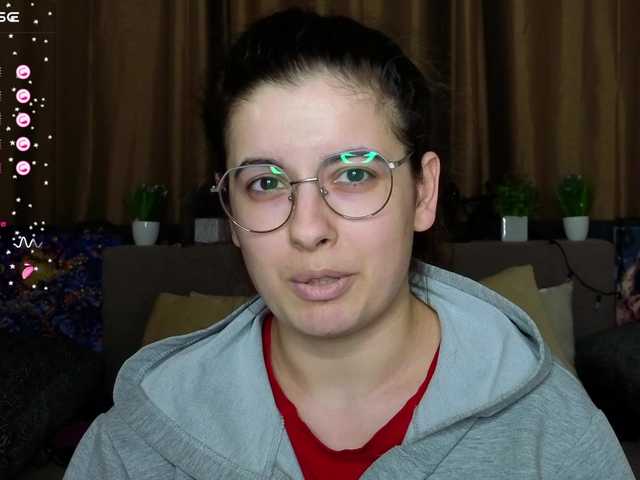 AminaBeatris13 webcam