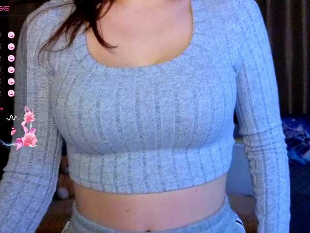 AminaBeatris13's BongaCams show and profile