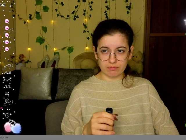 AminaBeatris13's BongaCams show and profile