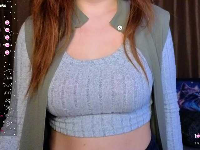 AminaBeatris13 webcam