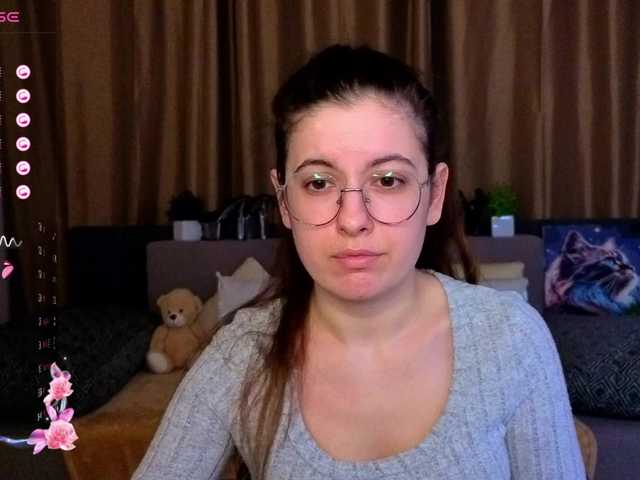 AminaBeatris13's BongaCams show and profile