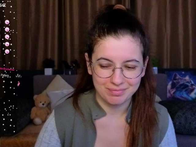 AminaBeatris13's BongaCams show and profile