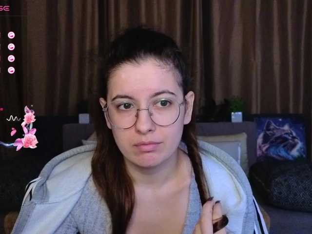 AminaBeatris13's BongaCams show and profile