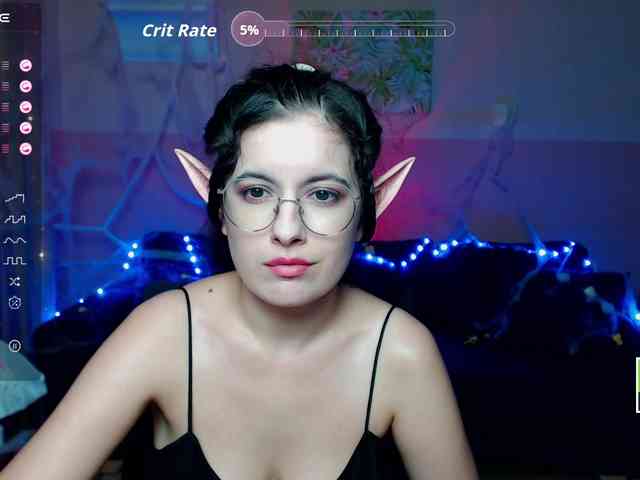 AminaBeatris13 webcam