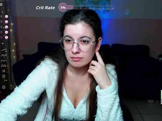 AminaBeatris13 webcam