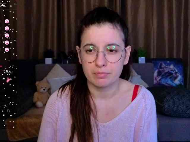 AminaBeatris13 webcam