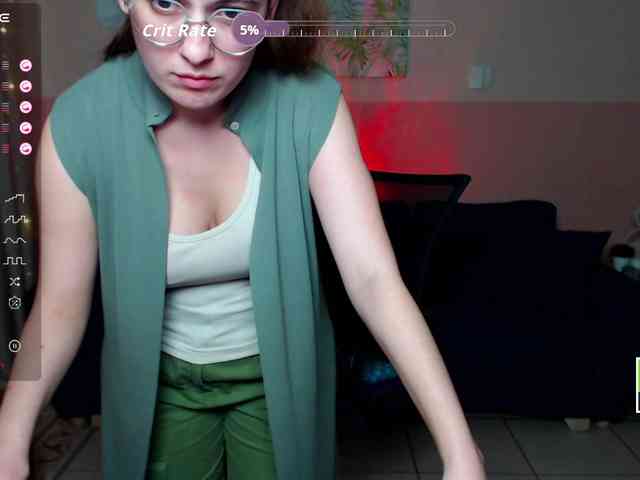 AminaBeatris13 webcam