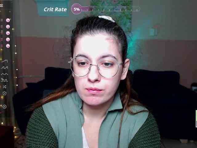 AminaBeatris13 webcam