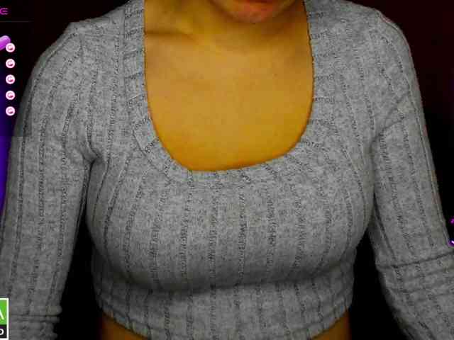 AminaBeatris13 webcam